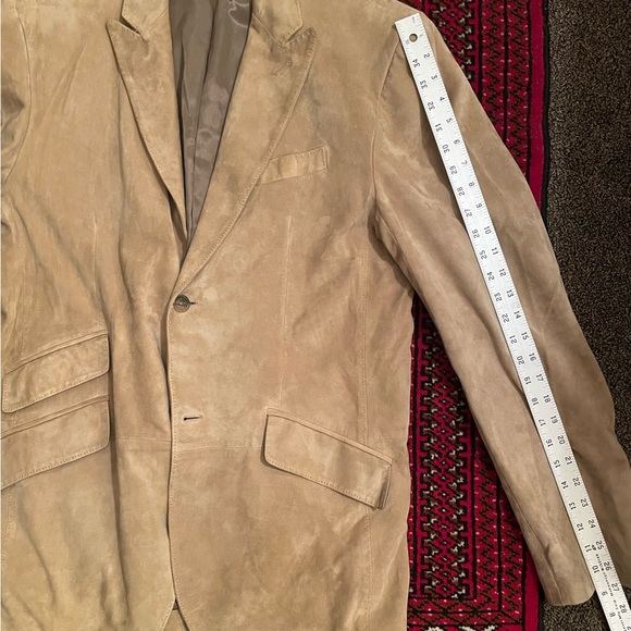 Banana Republic men’s suede jacket in great condition! - Picture 9 of 12